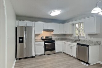 116 Shefield Pl in Douglasville, GA - Building Photo - Building Photo