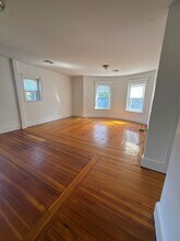 14 Lyndhurst St in Boston, MA - Building Photo - Building Photo