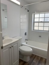 1218 Salzedo St-Unit -9 in Coral Gables, FL - Building Photo - Building Photo