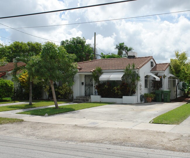 716 NE 87th St in Miami, FL - Building Photo - Building Photo