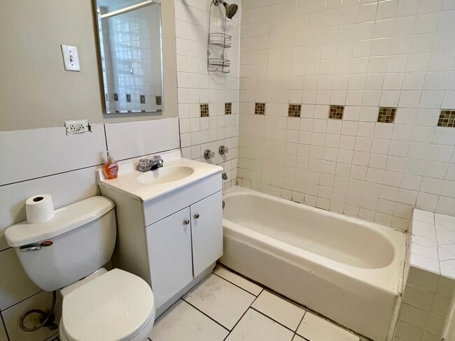4728 W Madison St in Chicago, IL - Building Photo - Building Photo