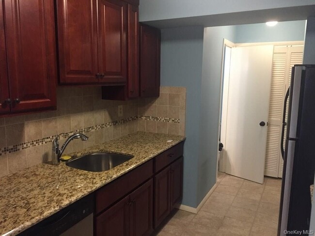 property at 2805 Whispering Hills Dr