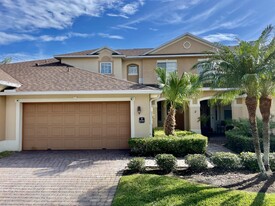 5757 Tamarac Dr in Melbourne, FL - Building Photo