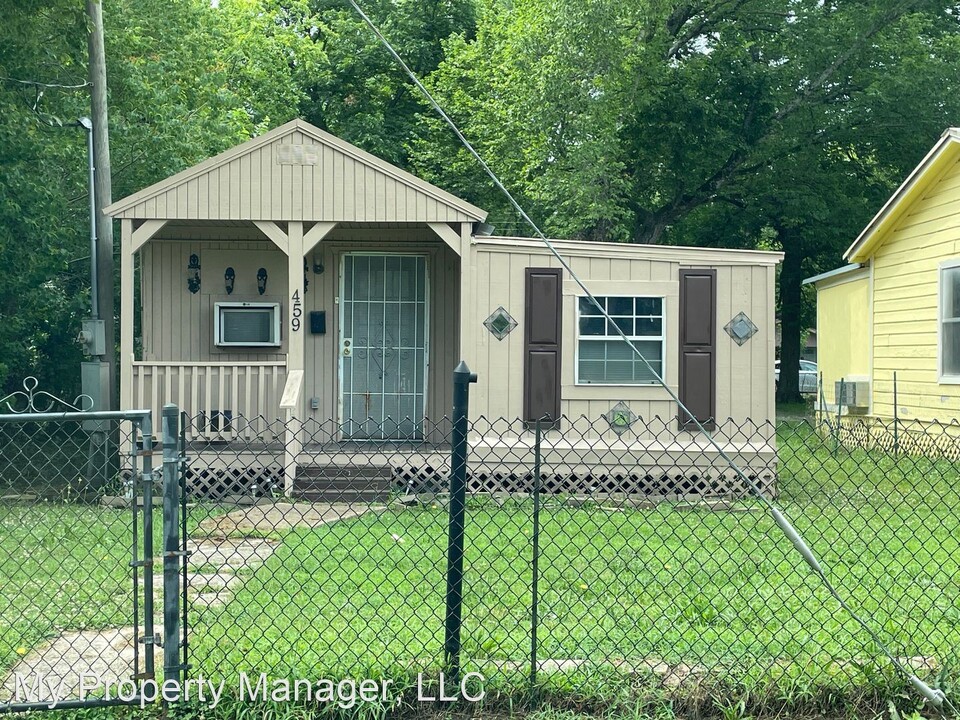 459 E 71st St in Shreveport, LA - Building Photo