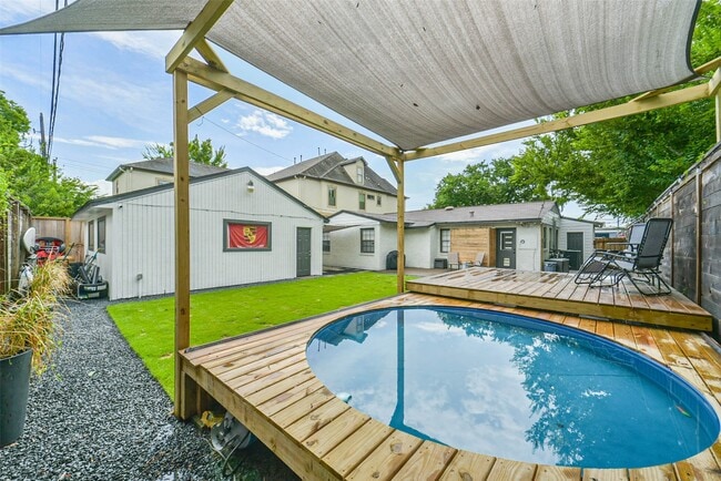 property at 6205 S Rice Ave