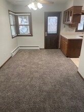 1516 W 35th St in Davenport, IA - Building Photo - Building Photo