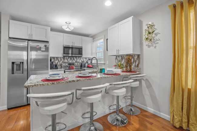 97 De Pasquale Ave, Unit 3 in Providence, RI - Building Photo - Building Photo