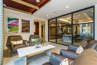 The Core Natomas in Sacramento, CA - Foto de edificio - Interior Photo