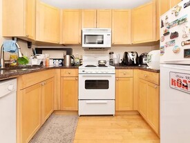 95 2nd St, Unit #5 in Cambridge, MA - Building Photo