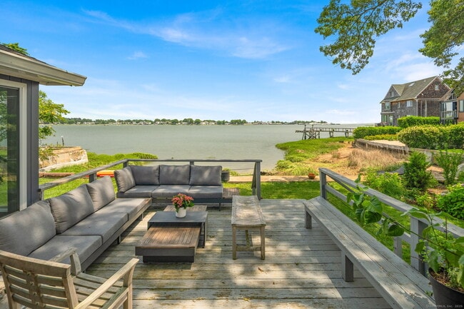 property at 22 Baxter Dr