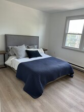 115 Ward St, Unit 1 in Wallingford, CT - Building Photo - Building Photo