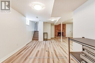 30 Fourth St in Toronto, ON - Building Photo - Building Photo