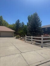 16050 Scarlet Way in Reno, NV - Building Photo - Building Photo