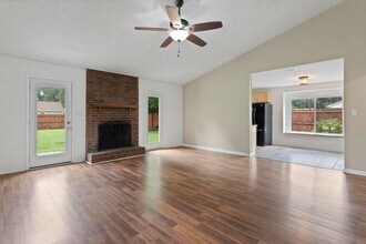122 Silver Leaf Dr in Jacksonville, NC - Building Photo - Building Photo