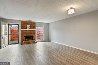587 Wedgewood Dr in Alpharetta, GA - Building Photo - Building Photo