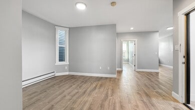 97 Reservoir Ave in Jersey City, NJ - Building Photo - Building Photo