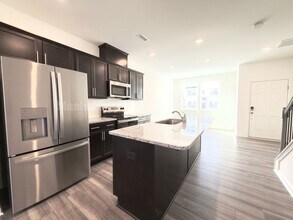 1504 Crescent Townes Wy in Raleigh, NC - Building Photo - Building Photo