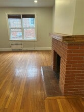 250-30 41st Dr in Queens, NY - Building Photo - Building Photo