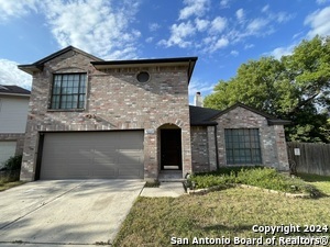 9227 Blockade Dr in San Antonio, TX - Foto de edificio