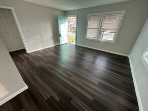 4008 E 30th St in Indianapolis, IN - Building Photo - Building Photo