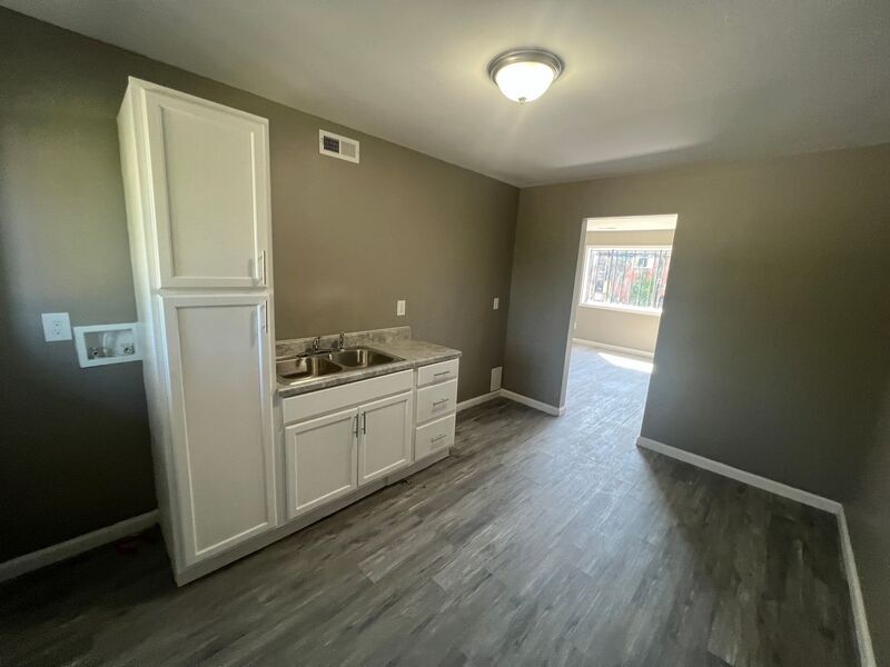7702 7th Ave S in Birmingham, AL - Building Photo