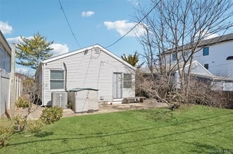 714 E Park Ave in Long Beach, NY - Building Photo - Building Photo