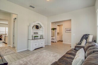 5706 Desert Mallow St in Rocklin, CA - Building Photo - Building Photo