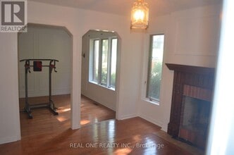 465 Woodland Acres Crescent in Vaughan, ON - Building Photo - Building Photo