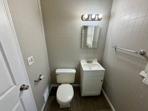 97 Fairgrove St in Pontiac, MI - Building Photo - Building Photo