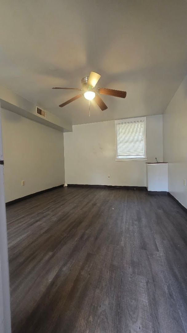 1967 S Riverview Cir in Albany, GA - Building Photo - Building Photo