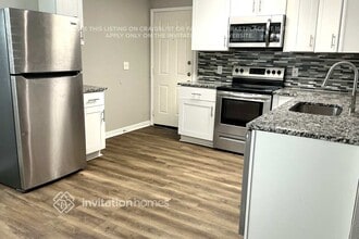 606 College Mound Rd in Terrell, TX - Foto de edificio - Building Photo