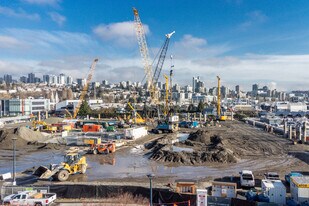 Harbourside D1 in North Vancouver, BC - Building Photo