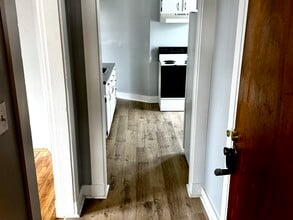 292 Penobscot Ave, Unit 1 in Millinocket, ME - Building Photo - Building Photo