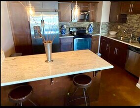 500 N St in Sacramento, CA - Foto de edificio - Building Photo