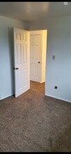 905 Reed St, Unit Unit 3 in Neenah, WI - Building Photo - Building Photo