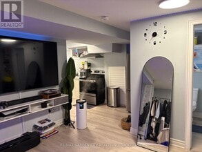 33 Bounty Ave in Thorold, ON - Building Photo - Building Photo