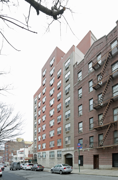 2903 Valentine in Bronx, NY - Building Photo