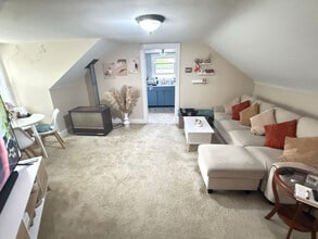 9532 Cape View Ave in Norfolk, VA - Building Photo - Building Photo