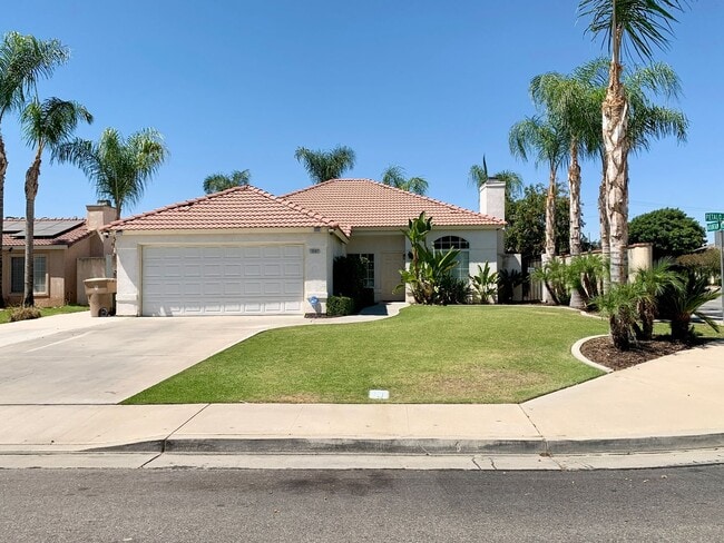 10502 Petalo Dr