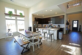 12139 Wooden Mill Ln in Santa Fe, TX - Building Photo - Building Photo