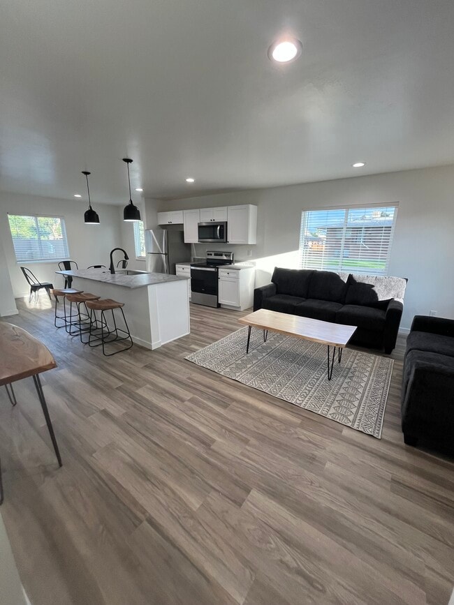 1320 Elm Ave in Grand Junction, CO - Building Photo - Building Photo