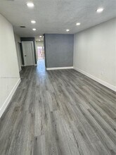 6566 W 2nd Ct in Hialeah, FL - Building Photo - Building Photo