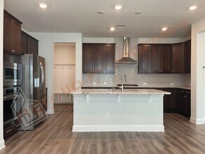 213 Ivy Arbor Way in Holly Springs, NC - Building Photo - Building Photo