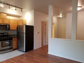 564 225th Ln NE in Sammamish, WA - Building Photo - Building Photo