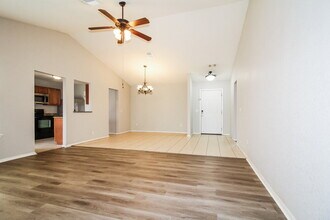 5524 Del Creek Rd in Oklahoma City, OK - Building Photo - Building Photo