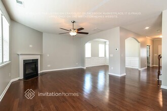 13409 Highflyer Woods Ln in Charlotte, NC - Foto de edificio - Building Photo
