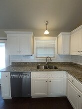 229 Lace Dr in Dothan, AL - Foto de edificio - Building Photo