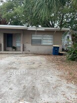 1340 S Michigan Ave in Clearwater, FL - Building Photo