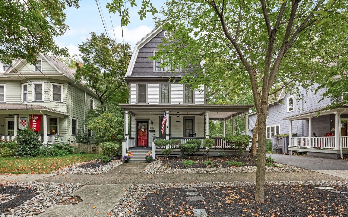 127 West End Ave in Haddonfield, NJ - Building Photo