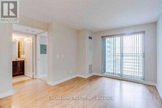 60 Town Centre Court in Toronto, ON - Building Photo - Building Photo